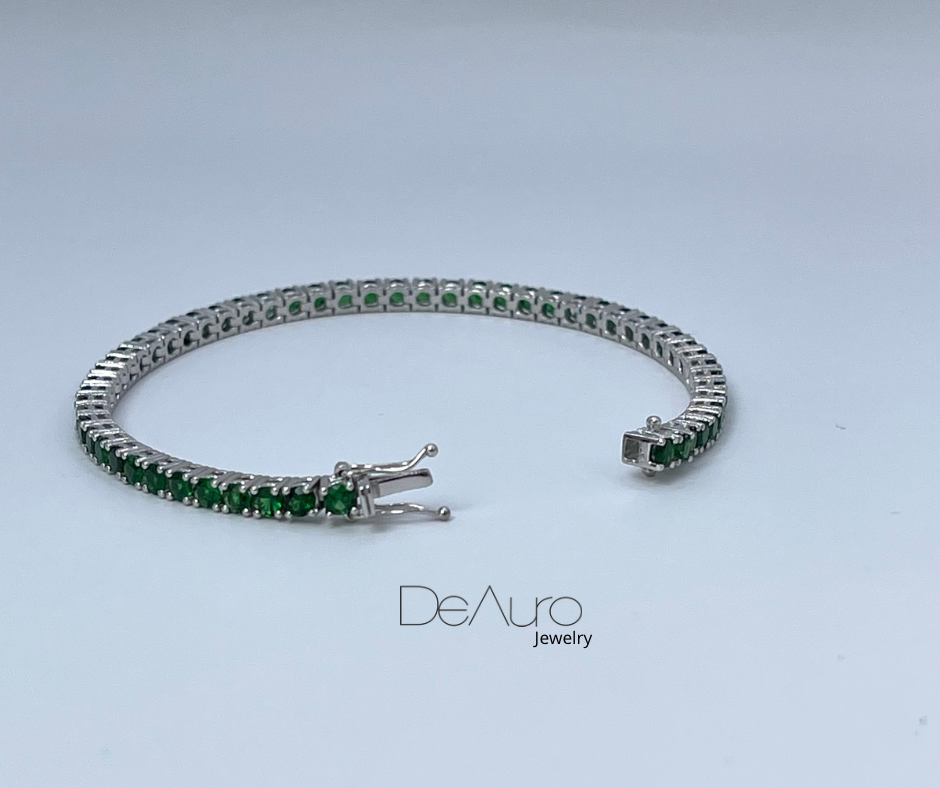 WHITE GOLD TENNIS BRACELET WITH TSAVORITES