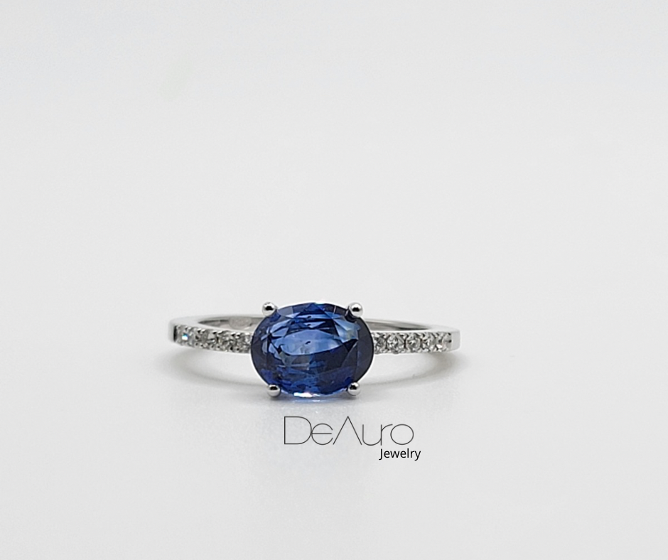 SAPPHIRE WHITE GOLD RING
