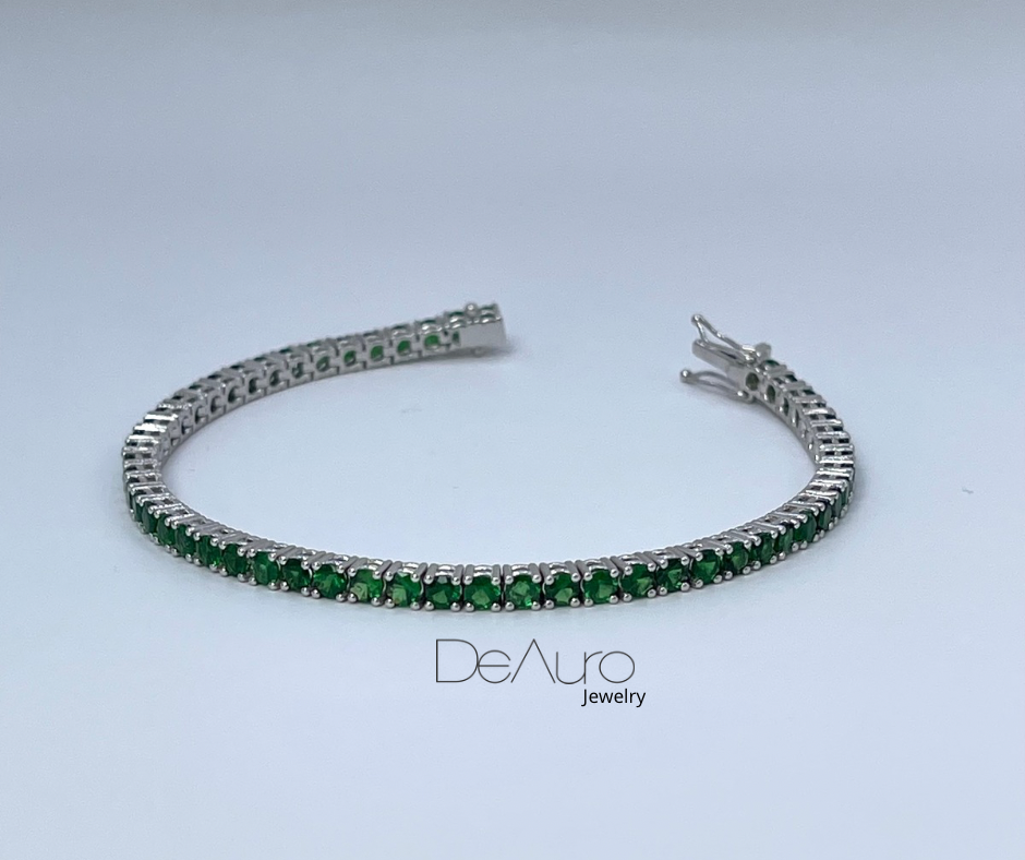 WHITE GOLD TENNIS BRACELET WITH TSAVORITES